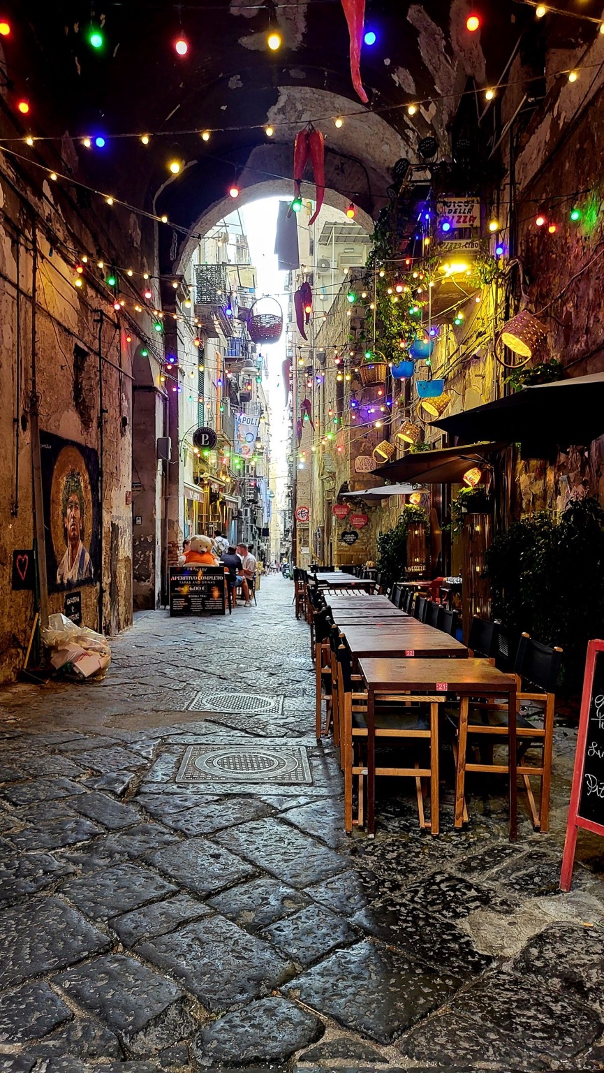 Vicolo storico di Napoli
